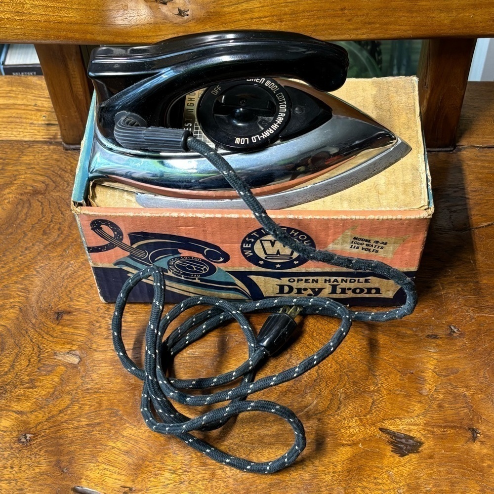 Vintage 50s Westinghouse Dry Iron clothes iron with original packaging